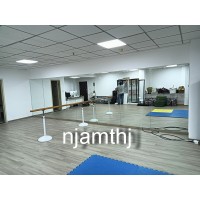 麒麟门舞蹈房镜子安装